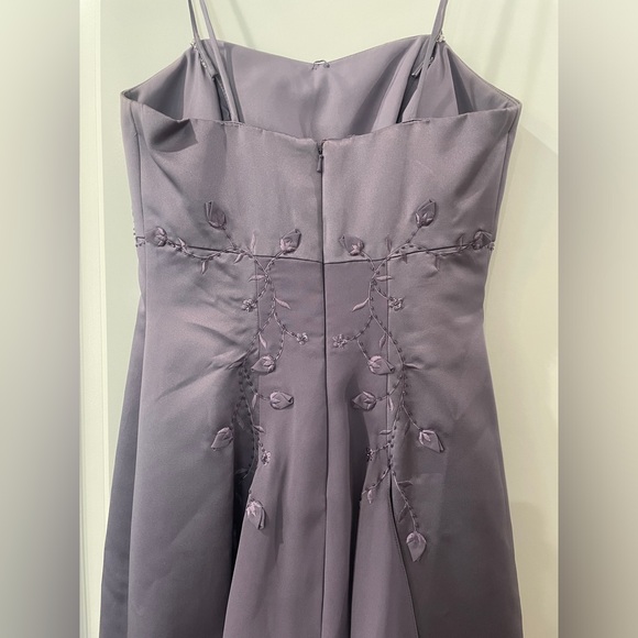 David’s Bridal Bridesmaid Gown - size 8 - Picture 5 of 7